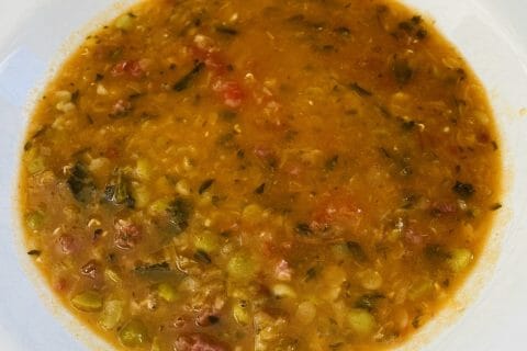 Cliquez pour zoomer ! Soupe de lentilles, pois cassés et poitrine fumée Thermomix par Sylvie