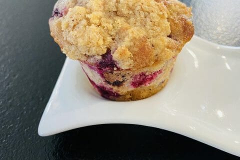 Cliquez pour zoomer ! Muffins aux mûres façon crumble Thermomix par Sylvie