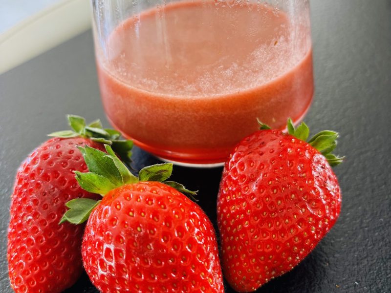 Cliquez pour zoomer ! Sirop de queues de fraises Thermomix par Sylvie
