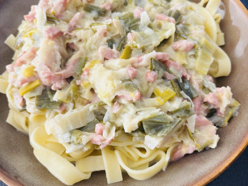 Cliquez pour zoomer ! Tagliatelles à la crème de poireaux Thermomix par Sylvie