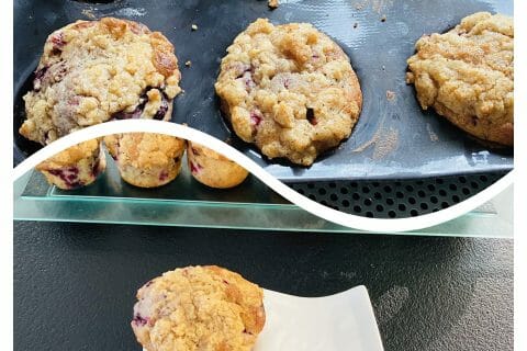 Cliquez pour zoomer ! Muffins aux mûres façon crumble Thermomix par Sylvie
