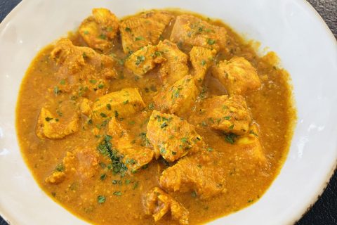 Cliquez pour zoomer ! Curry crémeux de poulet tomates et amandes Thermomix par Sylvie