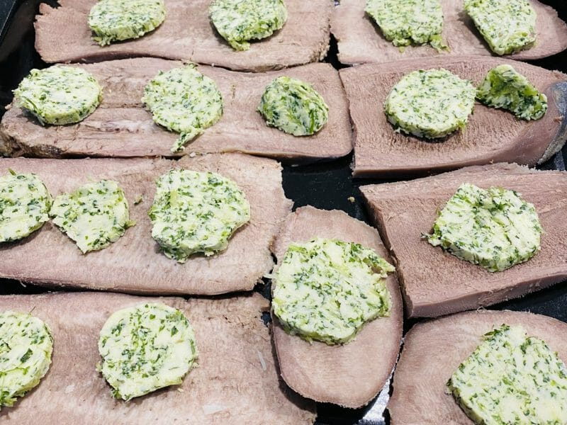 Cliquez pour zoomer ! Beurre maître d’hôtel – beurre d’escargots Thermomix par Sylvie