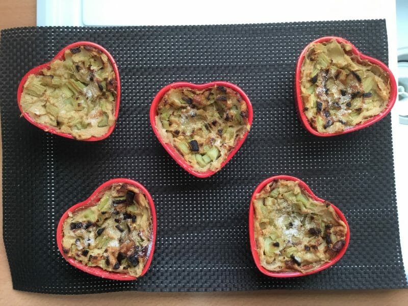 Cliquez pour zoomer ! Clafoutis à la rhubarbe Thermomix par Sylvie