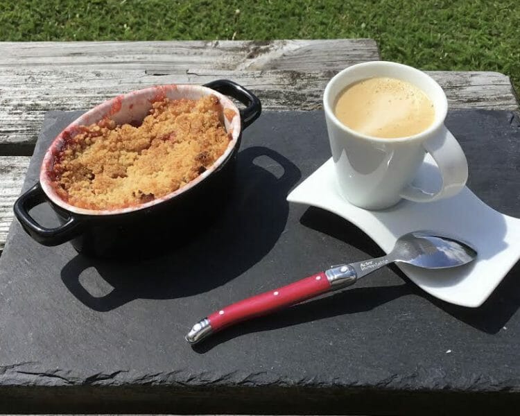 Cliquez pour zoomer ! Crumble fraise rhubarbe et noix de coco Thermomix par Sylvie