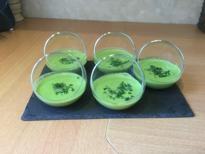 Cliquez pour zoomer ! Crème de petits pois à la mozzarella Thermomix par Sylvie
