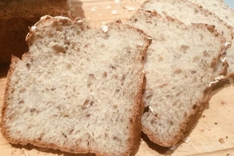 Cliquez pour zoomer ! Pain aux flocons d’avoine et au miel au Thermomix