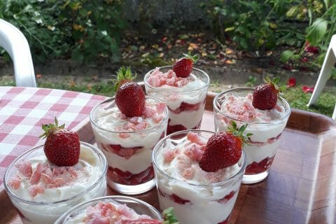 Cliquez pour zoomer ! Délices fraises et chocolat blanc Thermomix par fonf