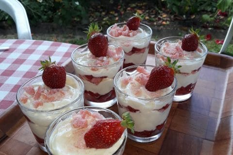 Cliquez pour zoomer ! Délices fraises et chocolat blanc Thermomix par fonf