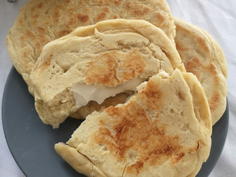 Cliquez pour zoomer ! Naans au fromage Thermomix par JennyBatmom