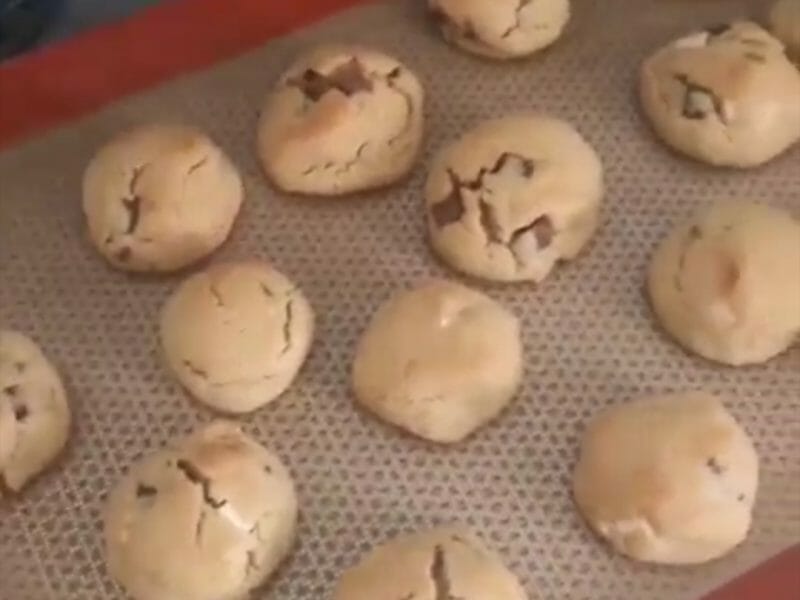 Cliquez pour zoomer ! Cookies beurre de cacahuète et pépites de chocolat Thermomix par JennyBatmom