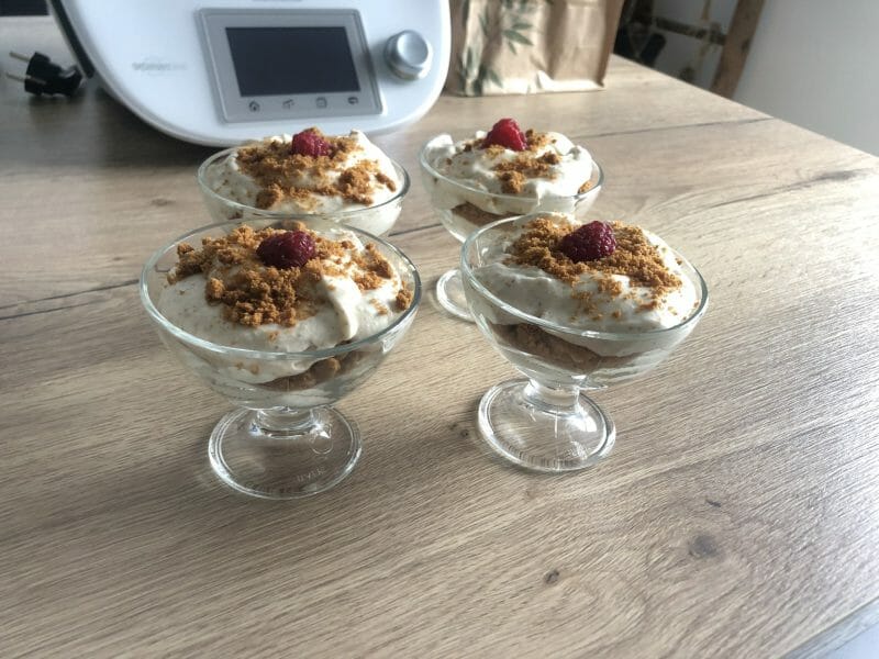 Cliquez pour zoomer ! Tiramisu aux framboises et spéculoos Thermomix par Laurine_42