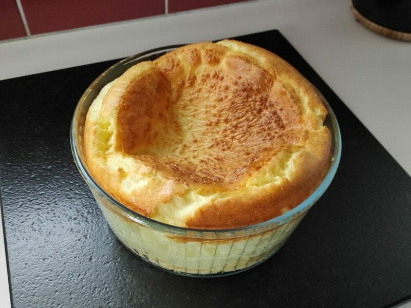 Cliquez pour zoomer ! Soufflé au camembert et calvados Thermomix par Asfoyette