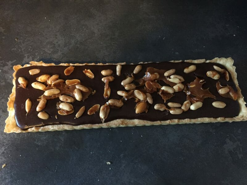 Cliquez pour zoomer ! Tarte au chocolat et cacahuètes caramélisées Thermomix par l@etitia13