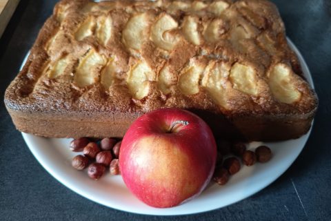 Cliquez pour zoomer ! Gâteau pommes noisettes Thermomix par SpatioM
