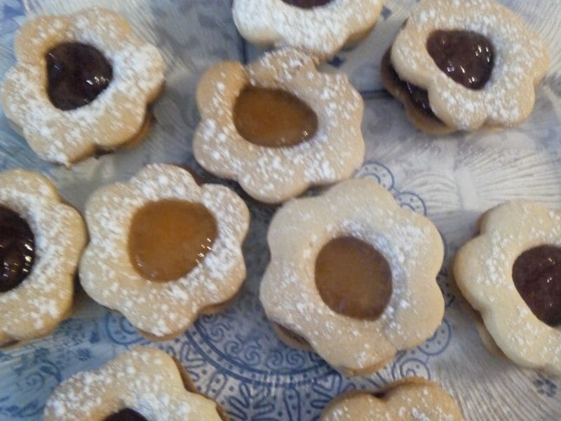 Cliquez pour zoomer ! Sablés à la confiture Thermomix par dorolabigoudene