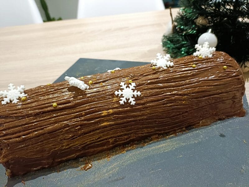 Cliquez pour zoomer ! Bûche Ferrero Rocher Thermomix par Alessia Giulia