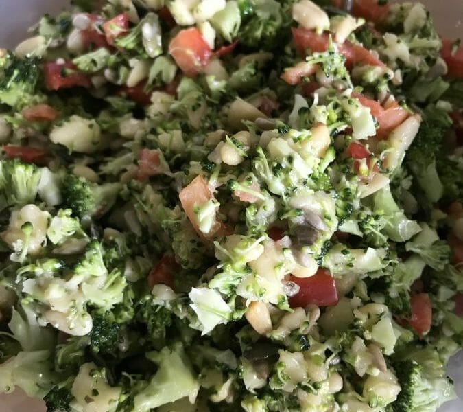 Cliquez pour zoomer ! Salade de brocolis Thermomix par Stephanie78