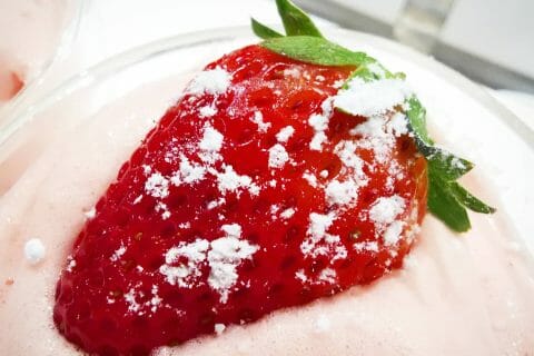 Cliquez pour zoomer ! Mousse de fraises Thermomix par Ninispowa