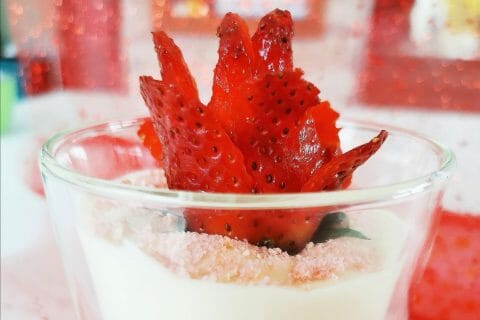 Cliquez pour zoomer ! Délices fraises et chocolat blanc Thermomix par Ninispowa