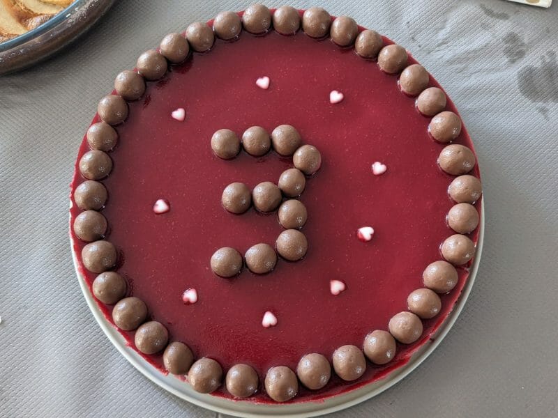 Cliquez pour zoomer ! Bavarois aux framboises Thermomix par amande_etcetera