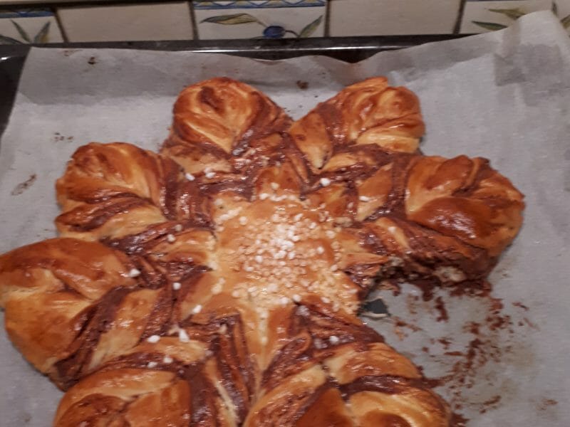 Cliquez pour zoomer ! Brioche étoilée au Nutella Thermomix par isaboss17