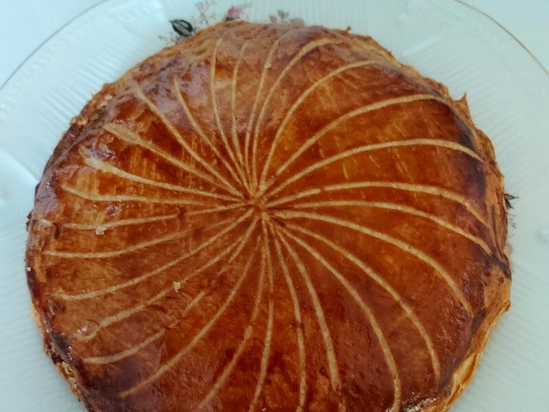 Cliquez pour zoomer ! Galette des rois à la frangipane Thermomix par isaboss17