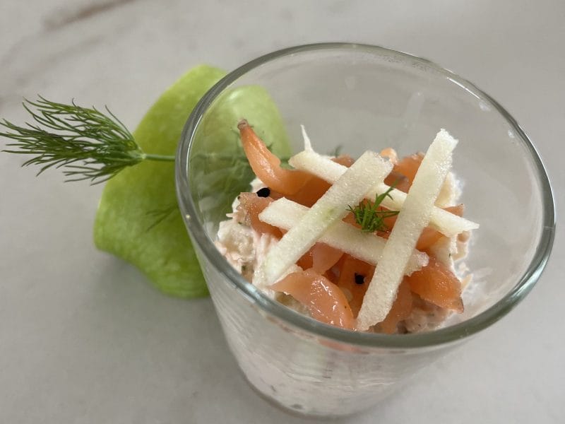 Cliquez pour zoomer ! Verrines au saumon et pommes granny Thermomix par solauju