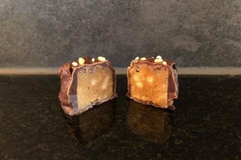 Cliquez pour zoomer ! Caramels aux cacahuètes enrobés de chocolat Thermomix par Aurélie