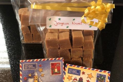 Cliquez pour zoomer ! Caramels aux cacahuètes enrobés de chocolat Thermomix par Aurélie