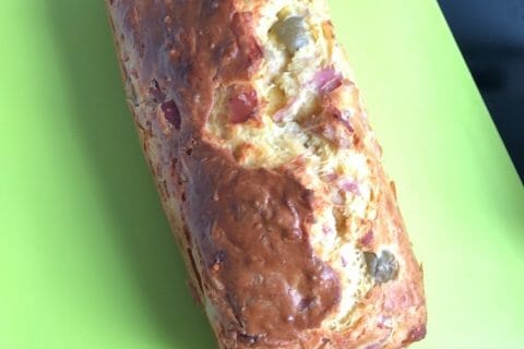 Cliquez pour zoomer ! Cake salé jambon fromage et olives au Thermomix