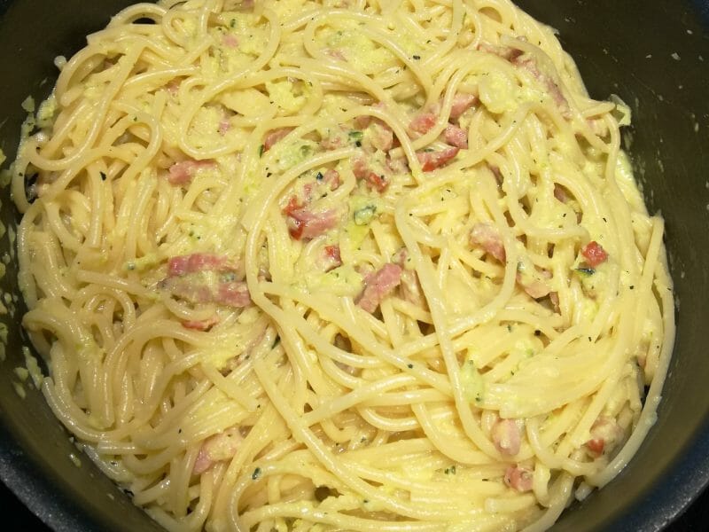 Cliquez pour zoomer ! Pâtes aux courgettes façon carbonara Thermomix par cindyd83