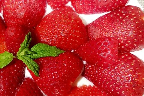 Cliquez pour zoomer ! Tarte aux fraises sans cuisson Thermomix par Karine