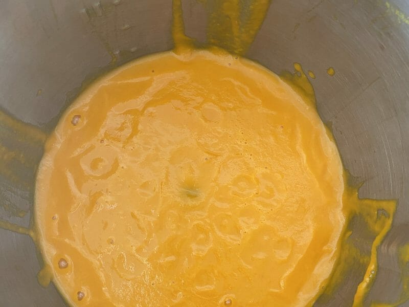 Cliquez pour zoomer ! Velouté de carottes et poivrons rouges Thermomix par oumsumayya
