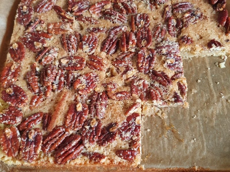 Cliquez pour zoomer ! Carrés pécan et sirop d’érable Thermomix par Akkabene