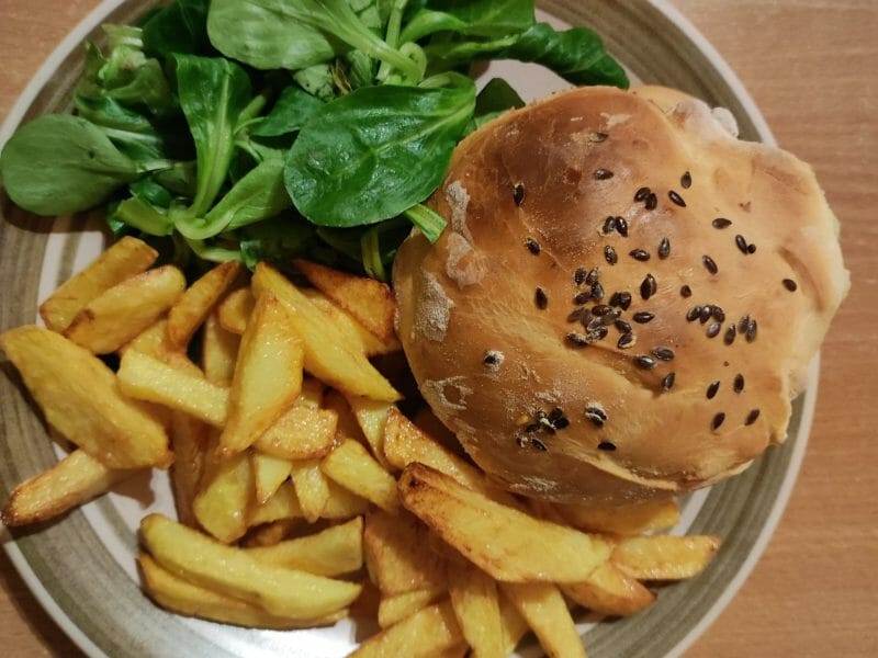 Cliquez pour zoomer ! Pains hamburger Thermomix par Helene48