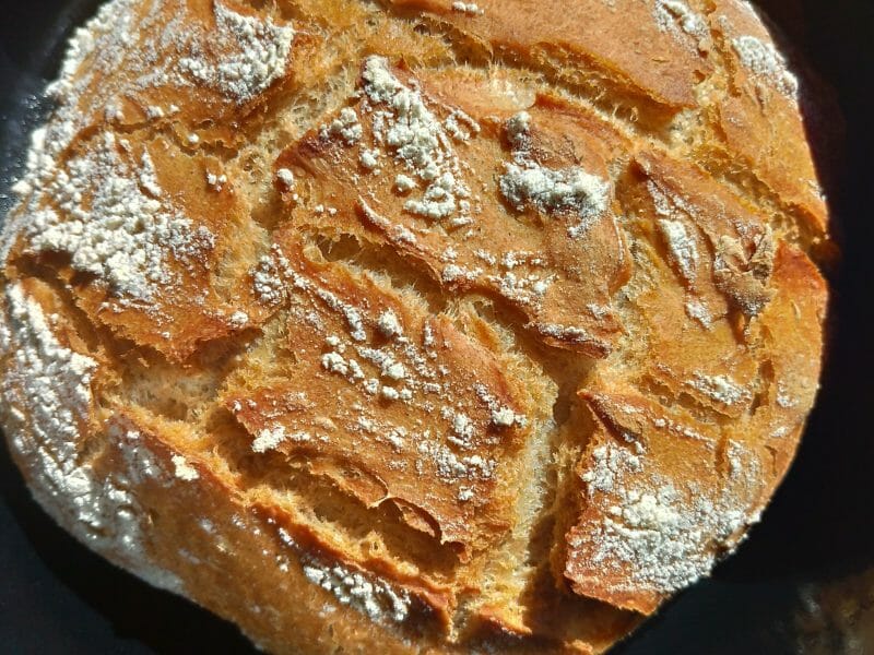 Cliquez pour zoomer ! Pain Cocotte Thermomix par EmmaNuelle291085