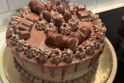 Cliquez pour zoomer ! Layer cake Kinder Bueno Thermomix par Sabrina13013