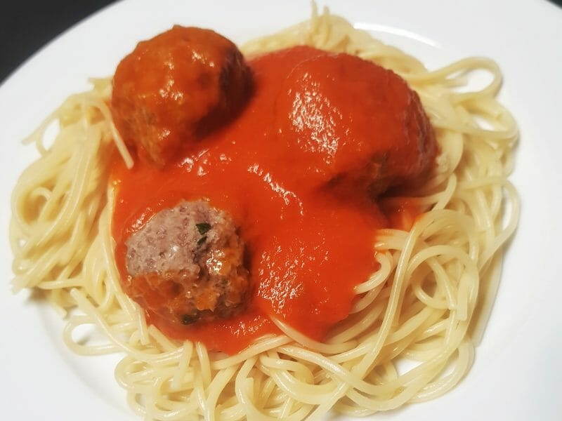 Cliquez pour zoomer ! Boulettes de viandes à la sauce tomate Thermomix par Elho