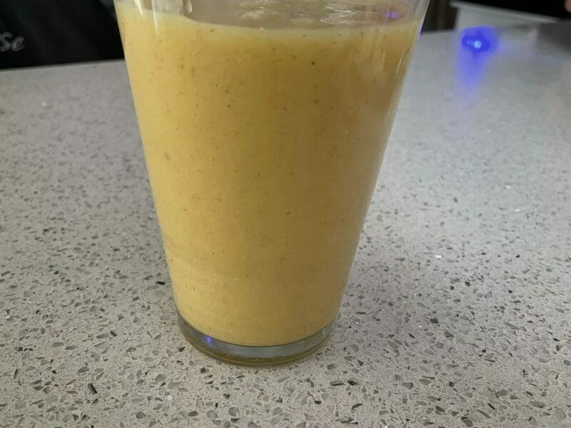 Cliquez pour zoomer ! Smoothie ananas, citron vert et avocat Thermomix par veggirl
