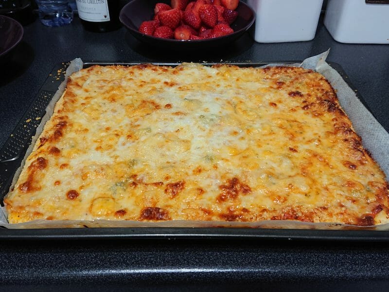 Cliquez pour zoomer ! Pizza 4 fromages Thermomix par Pret