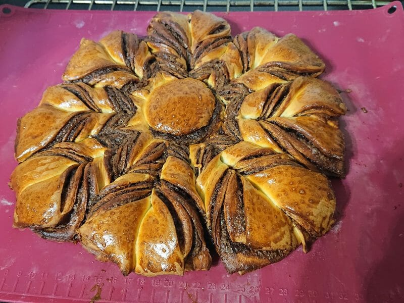 Cliquez pour zoomer ! Brioche étoilée au Nutella Thermomix par Pret