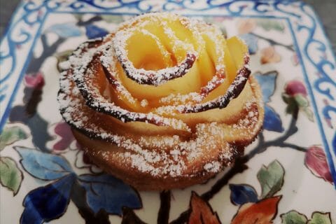 Cliquez pour zoomer ! Roses feuilletées aux pommes Thermomix par Mawri1701