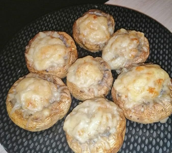 Cliquez pour zoomer ! Champignons farcis Thermomix par louloo