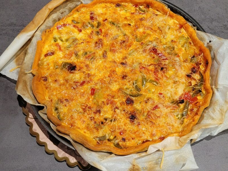 Cliquez pour zoomer ! Quiche poivrons et chorizo Thermomix par Milmil