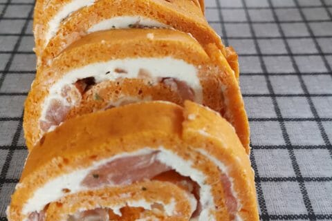 Cliquez pour zoomer ! Roulé à la tomate, saumon et fromage Thermomix par surlatabledesego