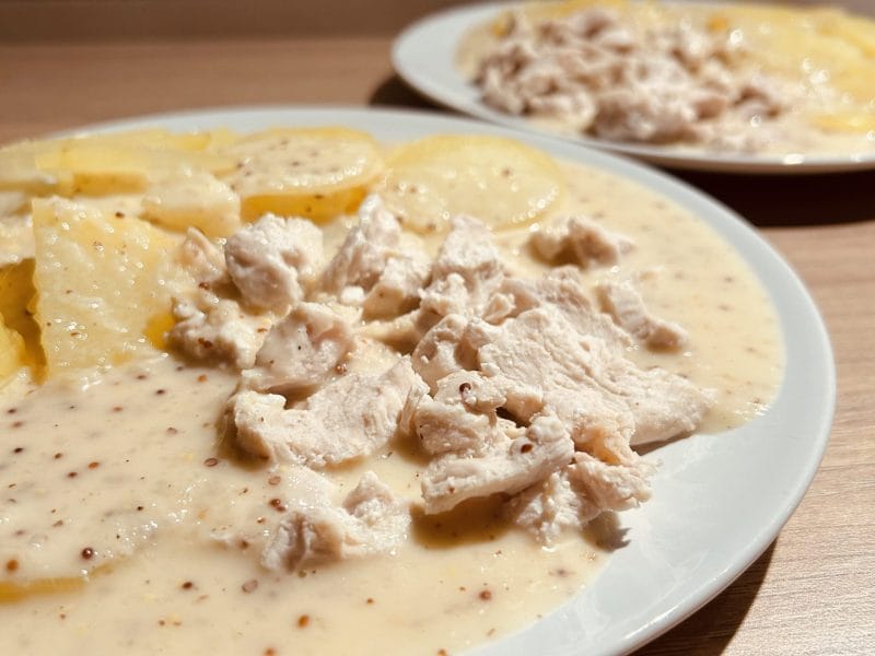 Cliquez pour zoomer ! Filets de poulet, sauce moutarde et pommes de terre Thermomix par Mcgb