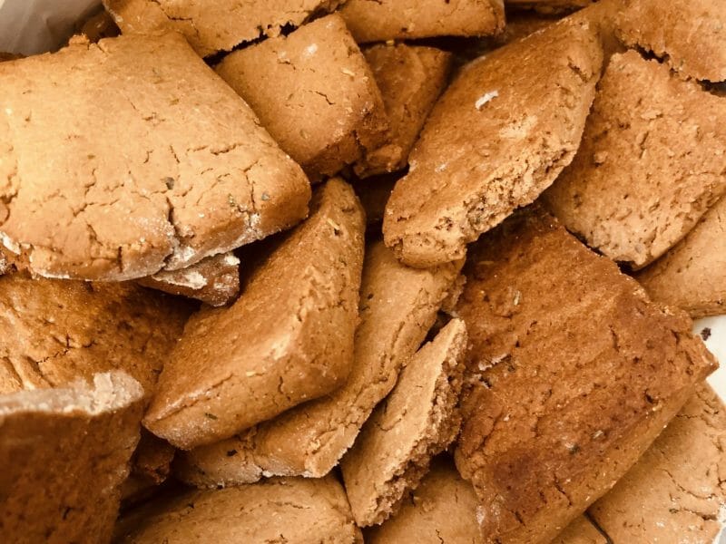 Cliquez pour zoomer ! Canistrelli salés à la châtaigne et aux herbes Thermomix par Mcgb