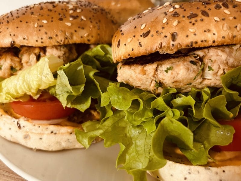 Cliquez pour zoomer ! Burger au saumon Thermomix par Mcgb