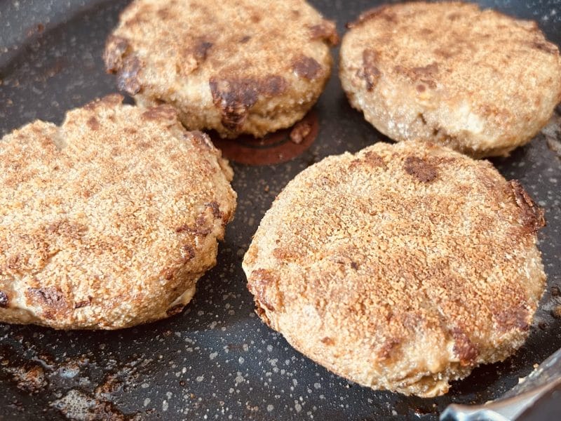 Cliquez pour zoomer ! Steaks à la russe Thermomix par Mcgb